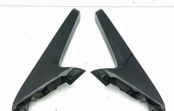Toyota RAV 4 (XA50) Rear glass trim 7608742050