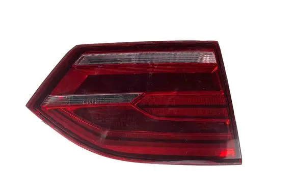 Volkswagen Jetta VI Tailgate rear/tail lights 5C6945307A