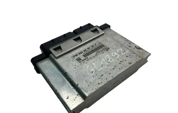 Volkswagen Polo V 6R Engine control unit/module 04E907309AF 0261S09531