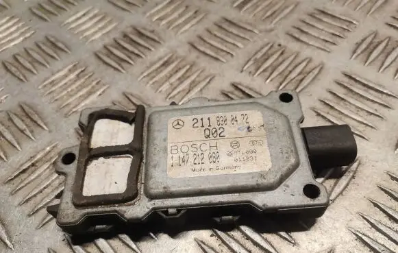Mercedes-Benz S W220 Air quality sensor 2118300472