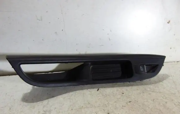 Ford Focus Electric window control switch BM51-A240A40-ADW