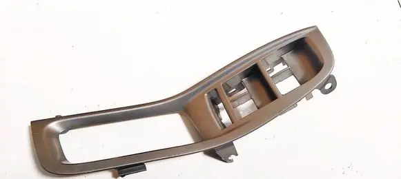 Chevrolet Orlando Front door window switch trim 95981998
