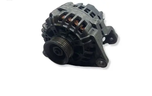 Volkswagen PASSAT B5 Generator/alternator 06B903016DKASACJA 06B903016D