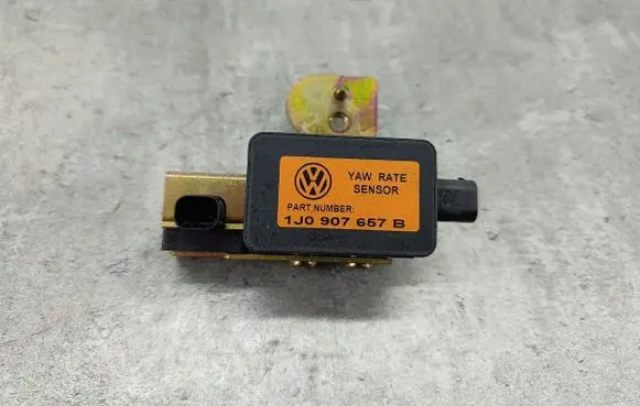 Volkswagen Golf IV ESP acceleration yaw rate sensor