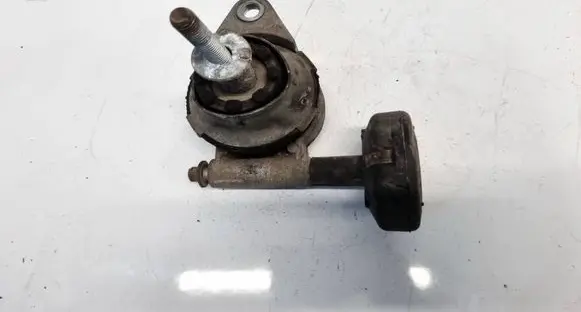 Opel Zafira B Engine mount bracket 24427641
