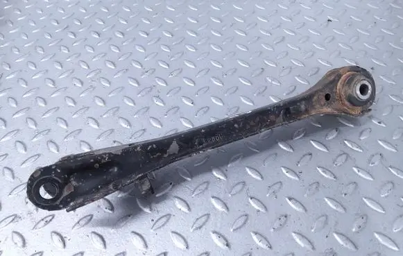 Cadillac ATS Rear control arm 23105024