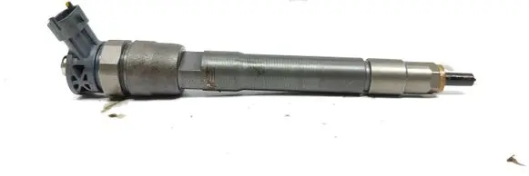 Renault Trafic III (X82) Fuel injector 0445110546