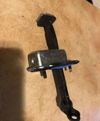 KIA Sportage Front door check strap stopper