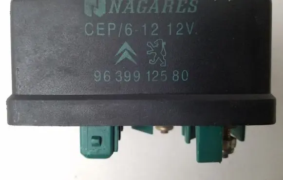 Citroen C5 Glow plug pre-heat relay 9639912580