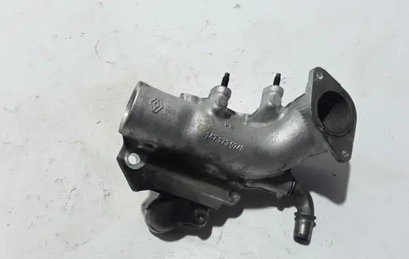 Renault Megane IV EGR valve line/pipe/hose 147173974R