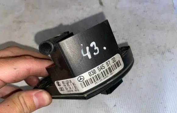 Mercedes-Benz E W211 Steering angle sensor a0305459732 0305459732