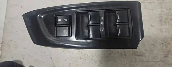 Honda Accord Electric window control switch 35750TL0E21M1 1450D1