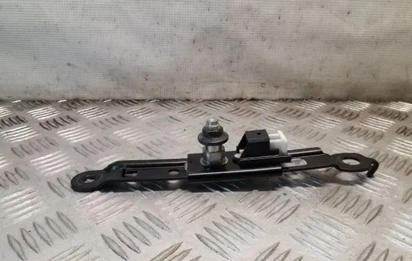 Lexus RX 450H Seat belt adjustment rail 