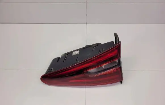 Alfa Romeo Stelvio Rear/tail lights 20795748RH