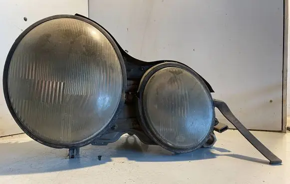 Mercedes-Benz E W210 Headlight/headlamp