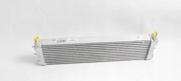BMW 5 G30 G31 Intercooler radiator 2284260