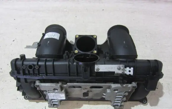 BMW X3 F25 Intake manifold 7584525