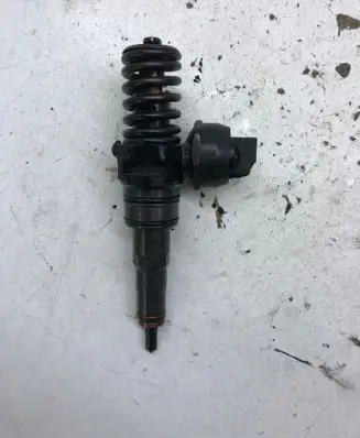Volkswagen Sharan Fuel injector 038130073BP 0414720314