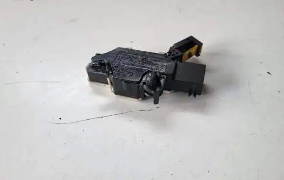 Clutch pedal sensor
