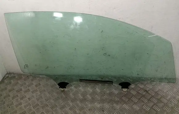 Toyota Auris 150 Front door window/glass (coupe) 6810102240