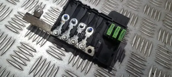 Audi A3 S3 8L Fuse box set
