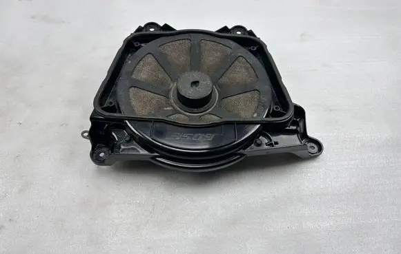 Audi A8 S8 D4 4H Subwoofer speaker 3421760010