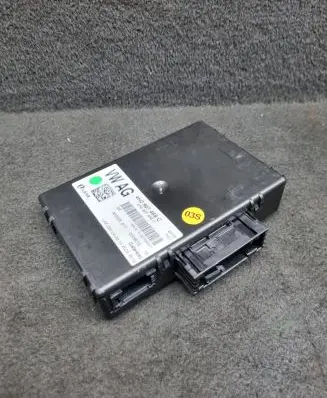 Audi A8 S8 D4 4H Gateway control module 4H0907468C