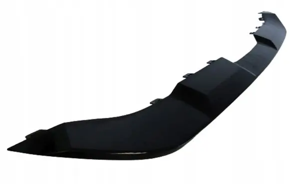 Rear bumper trim bar molding