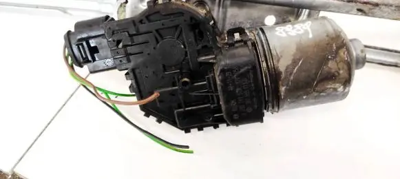 Skoda Superb B5 (3U) Wiper motor 3B1955113D 0390241528