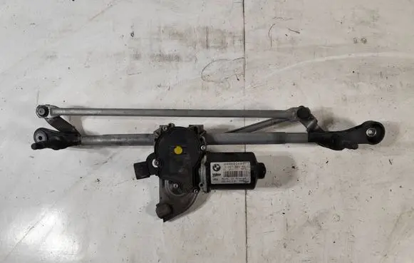Front wiper linkage and motor