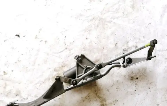 Mercedes-Benz CLC CL203 Front wiper linkage and motor A2038240405