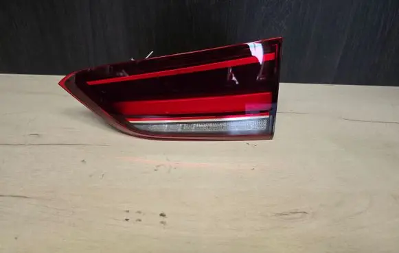 BMW X1 F48 F49 Tailgate rear/tail lights 7477718