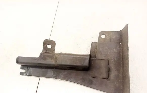 Mini One - Cooper R50 - 53 Rear bumper mounting bracket 13077710