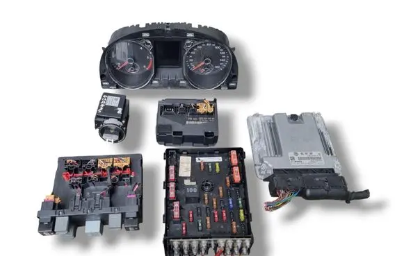 Engine ECU kit and lock set