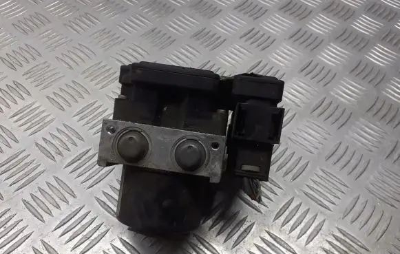 Ford Focus ABS Pump 3M512M110JA