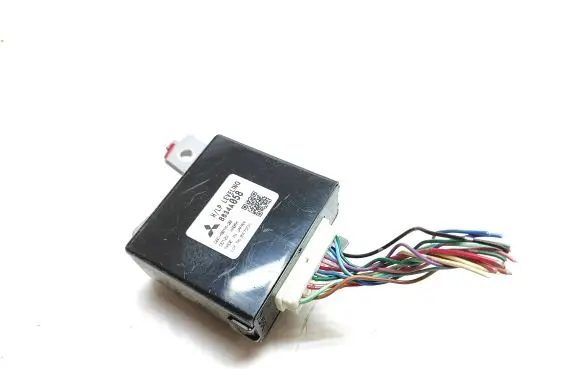 Citroen C4 Aircross Light module LCM 8634A058 0472D1 G8C601M2B