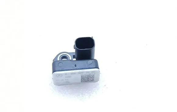 Mercedes-Benz GLS X166 ESP acceleration yaw rate sensor A0009057600
