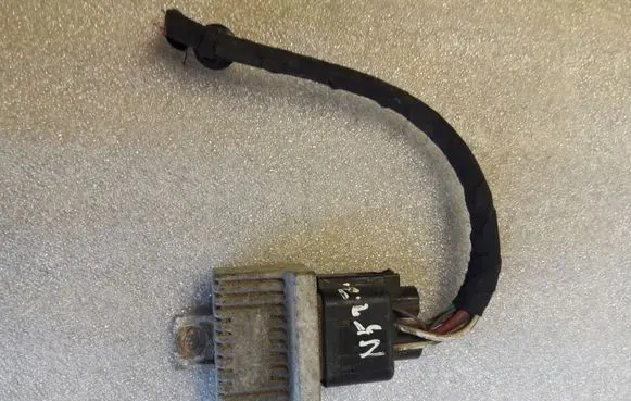 Renault Espace - Grand espace IV Glow plug pre-heat relay 7700115078