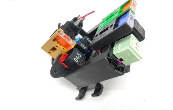Audi A5 Sportback 8TA Fuse module 8K1937503C
