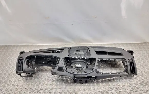 Ford Transit Dashboard BK31V04305 AS4HB BK31V018W19AB