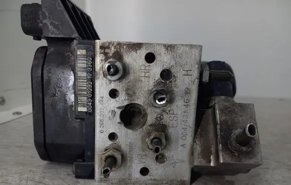 Mercedes-Benz S W220 ABS Pump 