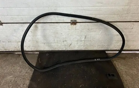 Jaguar I-Pace Rubber seal rear door 