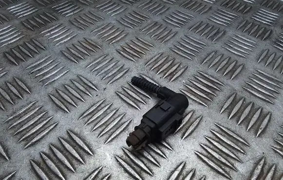 Skoda Yeti (5L) Outside/exterior temperature sensor 8Z0820535