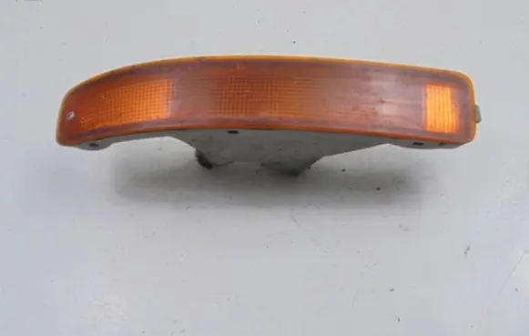 Toyota Camry Front indicator light