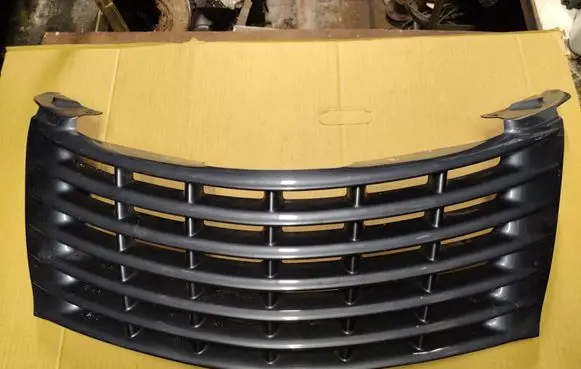 Chrysler PT Cruiser Front bumper upper radiator grill 0RH78TRMAE