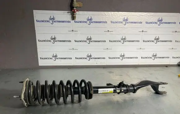 Mercedes-Benz GLC X253 C253 Front shock absorber with coil spring A2533204766