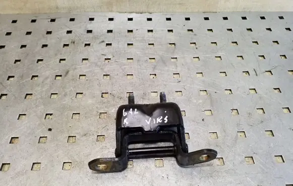 Nissan Pathfinder R51 Rear door upper hinge