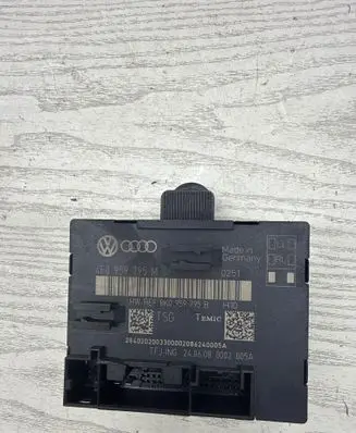 Audi Q7 4L Door control unit/module 4F0959795M 8K0959795B