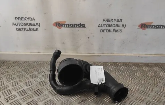 Mercedes-Benz S W220 Turbo air intake inlet pipe/hose A6480940197
