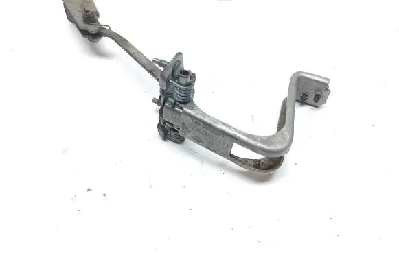 Renault Trafic III (X82) Loading door check strap stopper 824302173RA 8200006259G
